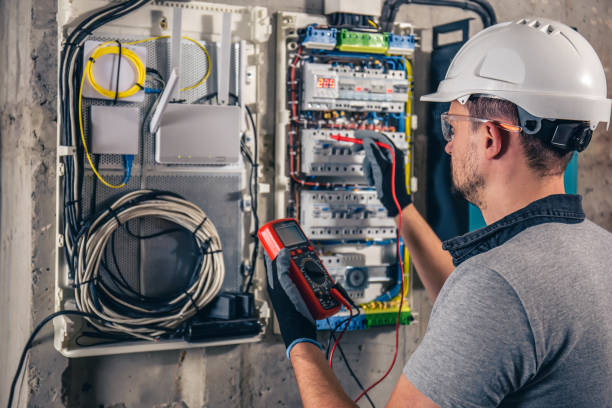 Best Circuit Breaker Repair  in New Holstein, WI